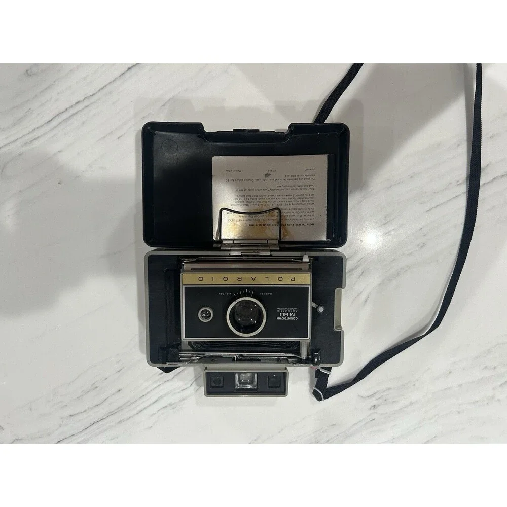 Polaroid Countdown M80 Automatic Land Camera Folding Bellows w/ Case & Strap
